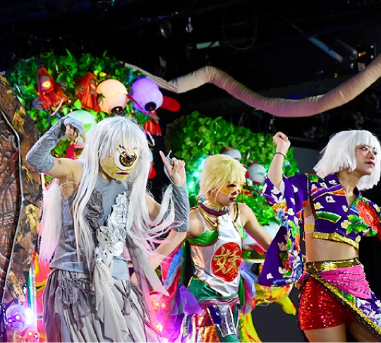 ダンスショークラブイメージ